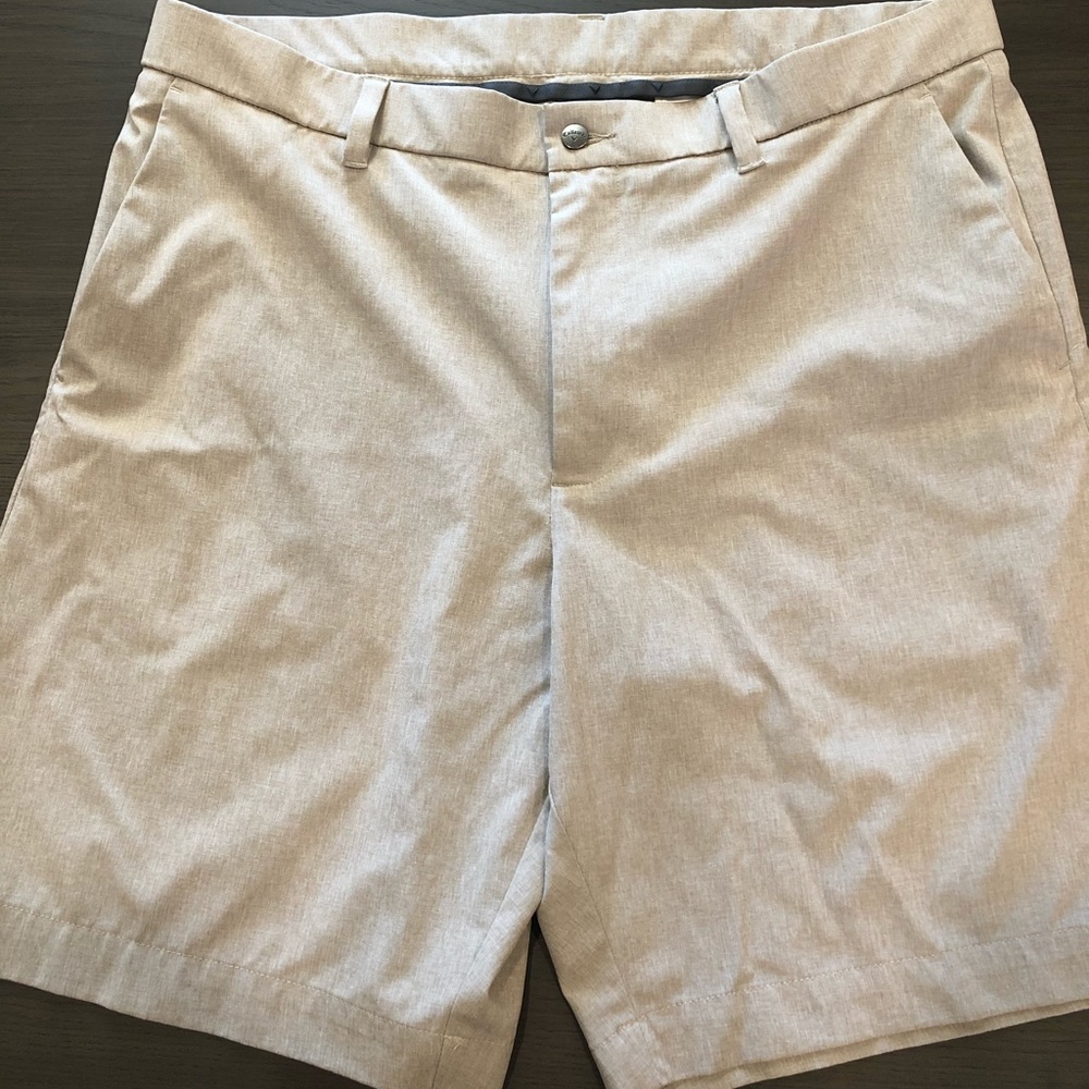 Callaway golf shorts.